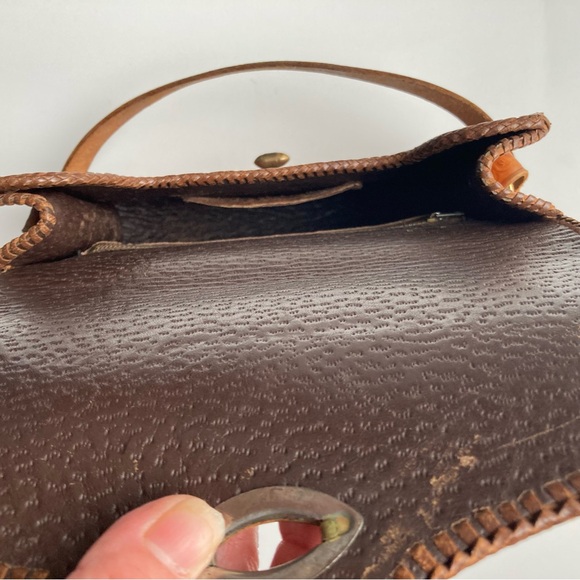 Vintage Hand Tooled Leather Shoulder Bag - Picture 5 of 8